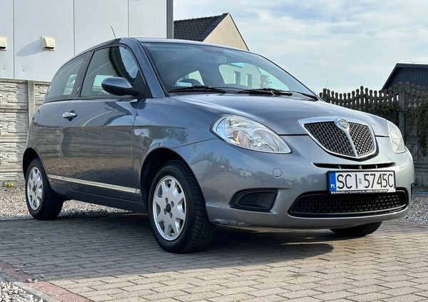 Lancia Ypsilon cena 11900 przebieg: 152300, rok produkcji 2008 z Kalwaria Zebrzydowska małe 232